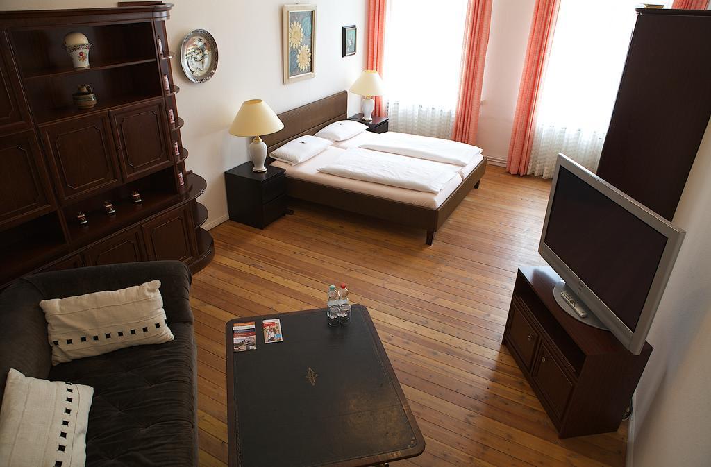 Hotel Pension Fasanenhaus Berlim Quarto foto