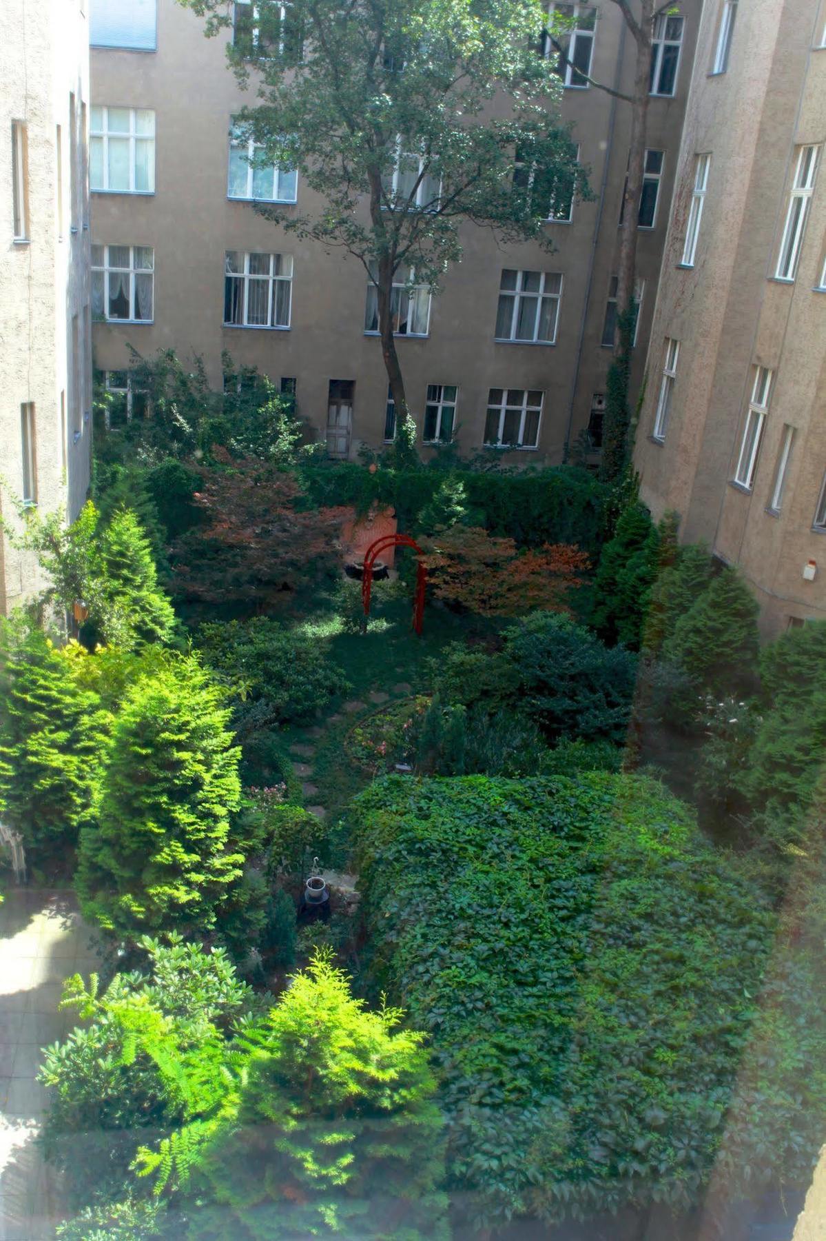Hotel Pension Fasanenhaus Berlim Exterior foto